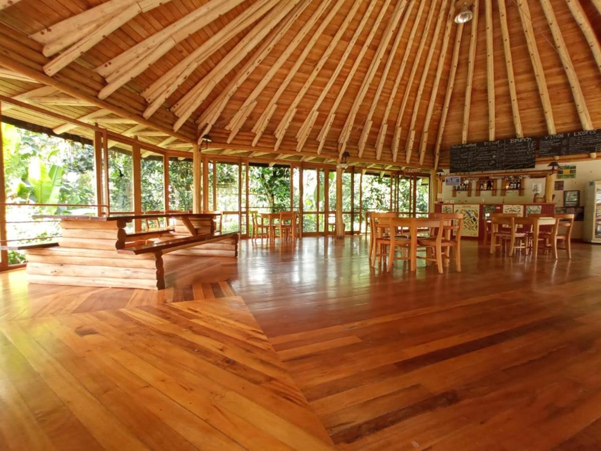 Hosteria La Roulotte - Миндо Экстерьер фото