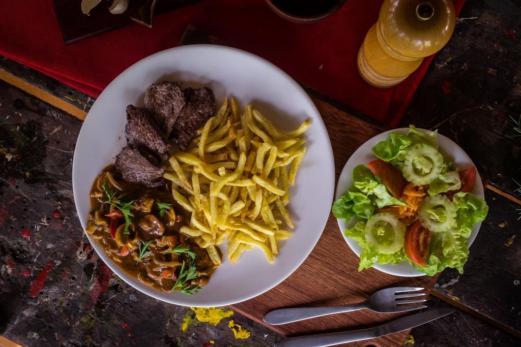 Hosteria La Roulotte - Миндо Экстерьер фото