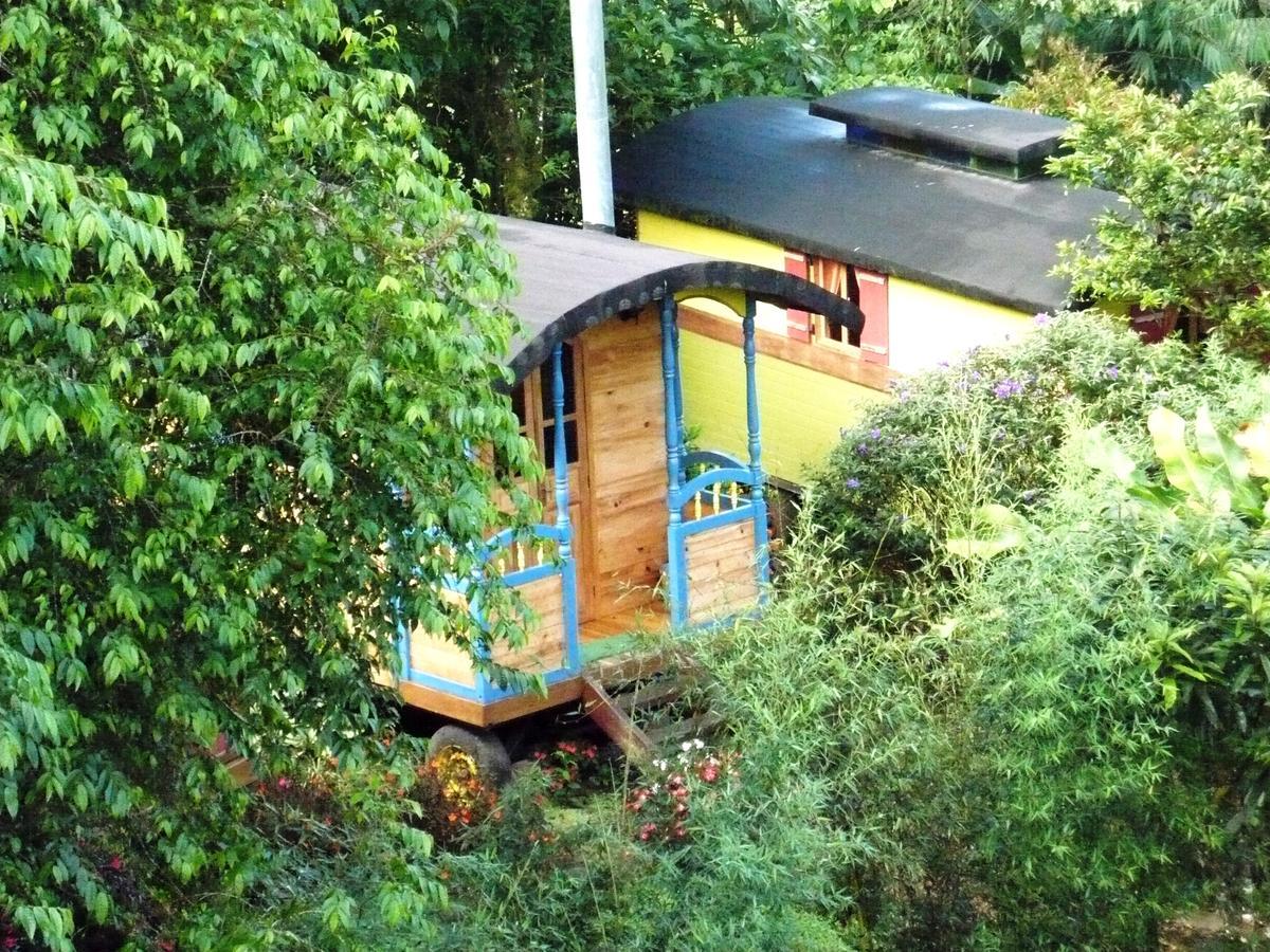 Hosteria La Roulotte - Миндо Экстерьер фото